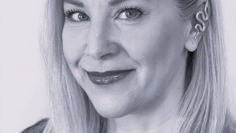 Julie Rivard